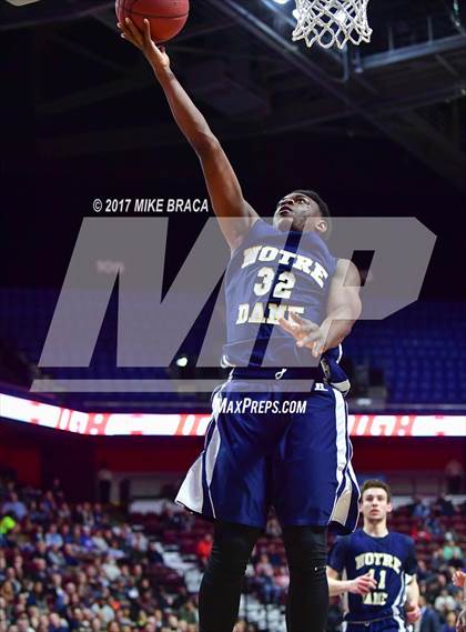 Thumbnail 3 in Sacred Heart vs. Notre Dame-Fairfield (CIAC Class L Final) photogallery.