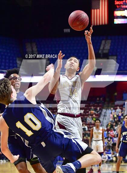 Thumbnail 3 in Sacred Heart vs. Notre Dame-Fairfield (CIAC Class L Final) photogallery.