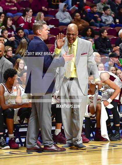 Thumbnail 1 in Sacred Heart vs. Notre Dame-Fairfield (CIAC Class L Final) photogallery.