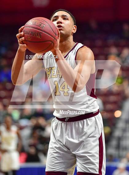 Thumbnail 1 in Sacred Heart vs. Notre Dame-Fairfield (CIAC Class L Final) photogallery.