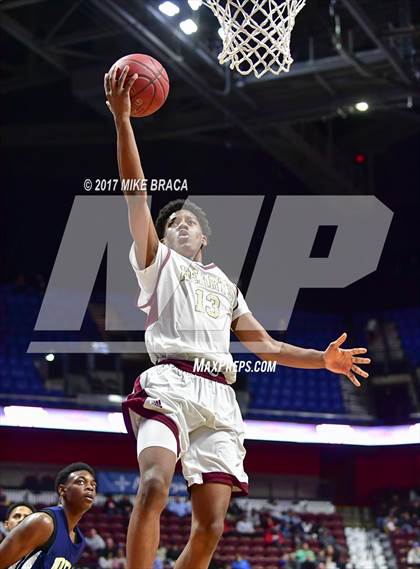 Thumbnail 1 in Sacred Heart vs. Notre Dame-Fairfield (CIAC Class L Final) photogallery.