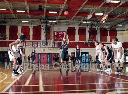 Thumbnail 3 in Fossil Ridge @ Rangeview (CHSAA 5A - 2nd Round Playoff) photogallery.