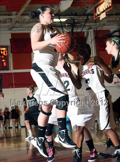 Thumbnail 3 in Fossil Ridge @ Rangeview (CHSAA 5A - 2nd Round Playoff) photogallery.