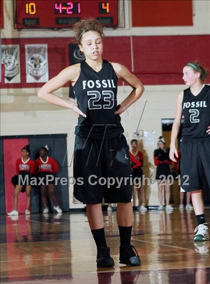 Thumbnail 2 in Fossil Ridge @ Rangeview (CHSAA 5A - 2nd Round Playoff) photogallery.