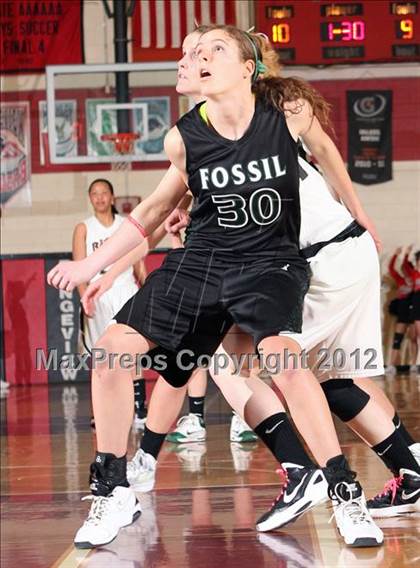 Thumbnail 1 in Fossil Ridge @ Rangeview (CHSAA 5A - 2nd Round Playoff) photogallery.
