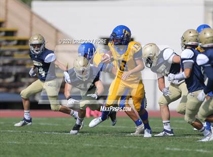 Thumbnail 2 in Notre Dame (SO) @ Bishop Amat photogallery.