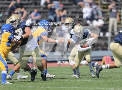 Thumbnail 1 in Notre Dame (SO) @ Bishop Amat photogallery.