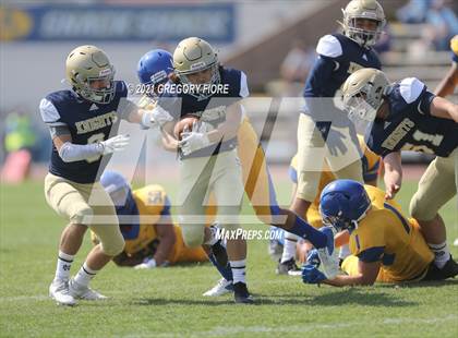 Thumbnail 2 in Notre Dame (SO) @ Bishop Amat photogallery.