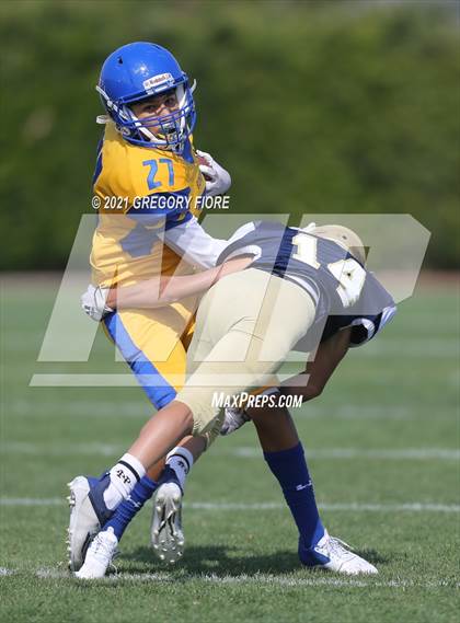 Thumbnail 2 in Notre Dame (SO) @ Bishop Amat photogallery.