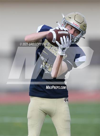 Thumbnail 2 in Notre Dame (SO) @ Bishop Amat photogallery.