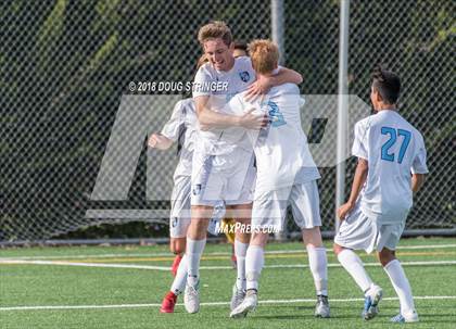 Thumbnail 2 in Bishop O'Dowd @ Bellarmine College Prep (CIF NorCal Regional D2 1st Round) photogallery.