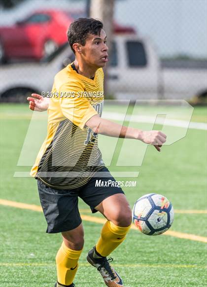 Thumbnail 3 in Bishop O'Dowd @ Bellarmine College Prep (CIF NorCal Regional D2 1st Round) photogallery.
