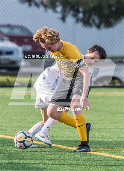 Thumbnail 2 in Bishop O'Dowd @ Bellarmine College Prep (CIF NorCal Regional D2 1st Round) photogallery.