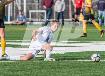Thumbnail 2 in Bishop O'Dowd @ Bellarmine College Prep (CIF NorCal Regional D2 1st Round) photogallery.