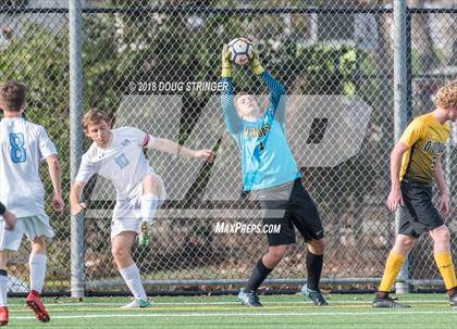 Thumbnail 3 in Bishop O'Dowd @ Bellarmine College Prep (CIF NorCal Regional D2 1st Round) photogallery.