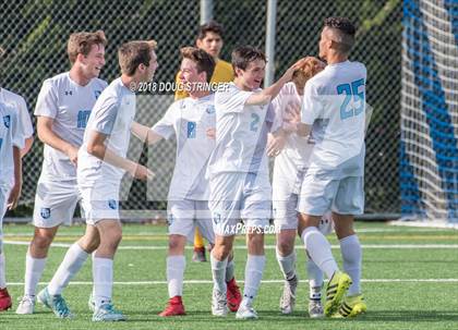 Thumbnail 1 in Bishop O'Dowd @ Bellarmine College Prep (CIF NorCal Regional D2 1st Round) photogallery.