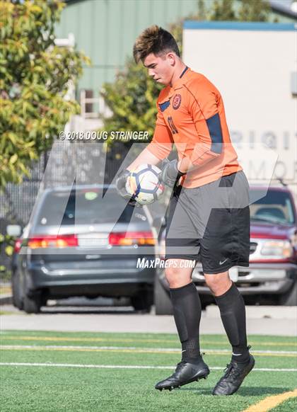 Thumbnail 1 in Bishop O'Dowd @ Bellarmine College Prep (CIF NorCal Regional D2 1st Round) photogallery.