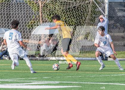 Thumbnail 3 in Bishop O'Dowd @ Bellarmine College Prep (CIF NorCal Regional D2 1st Round) photogallery.