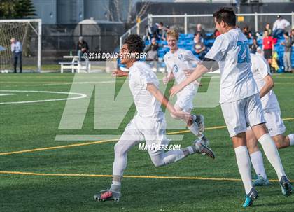 Thumbnail 2 in Bishop O'Dowd @ Bellarmine College Prep (CIF NorCal Regional D2 1st Round) photogallery.