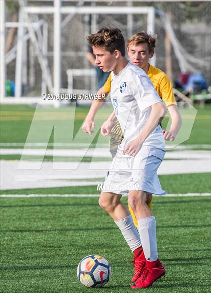 Thumbnail 3 in Bishop O'Dowd @ Bellarmine College Prep (CIF NorCal Regional D2 1st Round) photogallery.