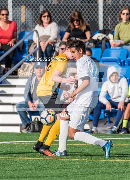 Thumbnail 1 in Bishop O'Dowd @ Bellarmine College Prep (CIF NorCal Regional D2 1st Round) photogallery.
