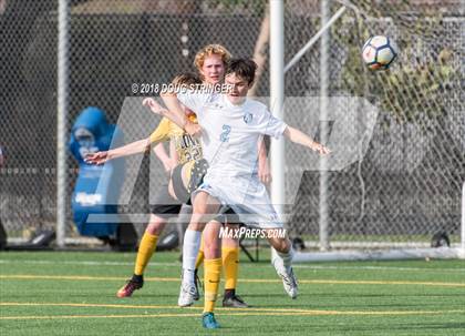 Thumbnail 2 in Bishop O'Dowd @ Bellarmine College Prep (CIF NorCal Regional D2 1st Round) photogallery.
