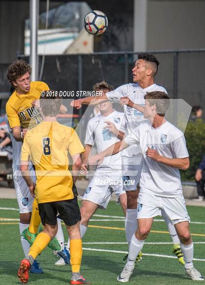 Thumbnail 3 in Bishop O'Dowd @ Bellarmine College Prep (CIF NorCal Regional D2 1st Round) photogallery.