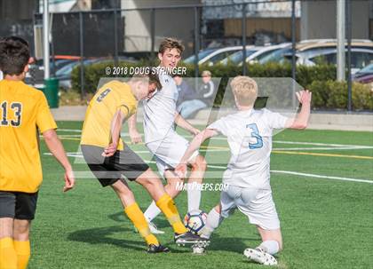 Thumbnail 2 in Bishop O'Dowd @ Bellarmine College Prep (CIF NorCal Regional D2 1st Round) photogallery.