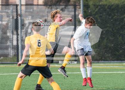 Thumbnail 2 in Bishop O'Dowd @ Bellarmine College Prep (CIF NorCal Regional D2 1st Round) photogallery.