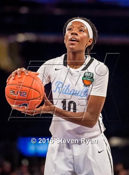 Thumbnail 3 in Ribault vs. Riverdale Baptist (DICK's National Tournament Final) photogallery.