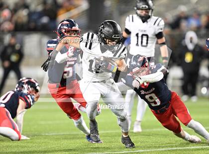 Thumbnail 2 in Perkins vs. Indian Valley (OHSAA Division 4 Final) photogallery.