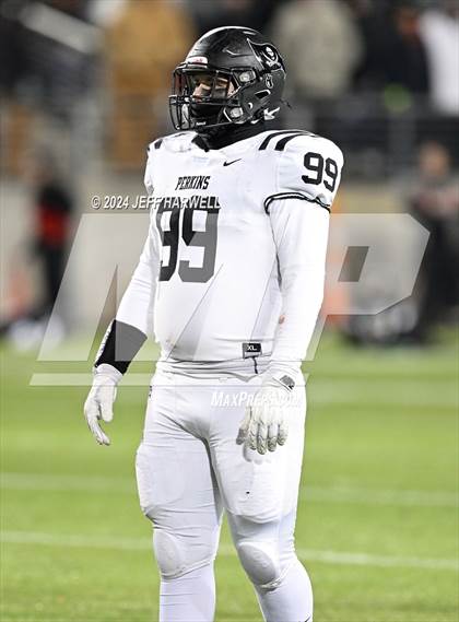 Thumbnail 1 in Perkins vs. Indian Valley (OHSAA Division 4 Final) photogallery.