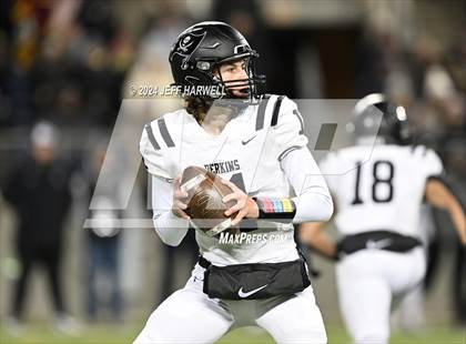 Thumbnail 1 in Perkins vs. Indian Valley (OHSAA Division 4 Final) photogallery.