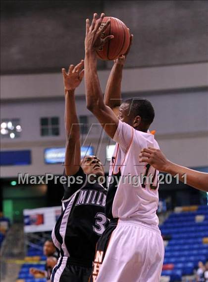 Thumbnail 1 in New Hanover vs Millbrook (NCHSAA Regional Final) photogallery.