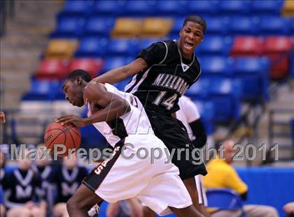 Thumbnail 2 in New Hanover vs Millbrook (NCHSAA Regional Final) photogallery.