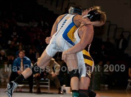 Thumbnail 1 in CIF CCS Championships (Finals) photogallery.