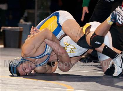 Thumbnail 2 in CIF CCS Championships (Finals) photogallery.