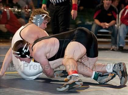 Thumbnail 2 in CIF CCS Championships (Finals) photogallery.