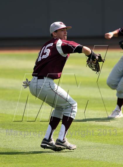 Thumbnail 1 in Stony Point vs. Round Rock photogallery.