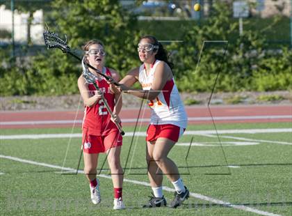 Thumbnail 2 in Mater Dei vs. Rosary photogallery.