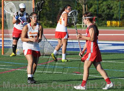 Thumbnail 3 in Mater Dei vs. Rosary photogallery.