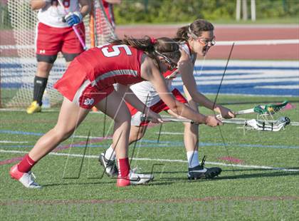 Thumbnail 2 in Mater Dei vs. Rosary photogallery.