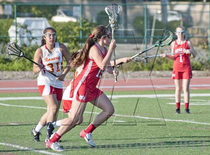 Thumbnail 3 in Mater Dei vs. Rosary photogallery.