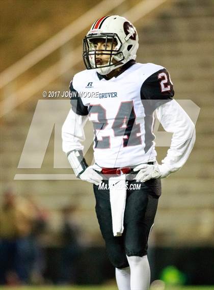 Thumbnail 2 in Wellington vs. Gruver (UIL 2A Regional Playoff) photogallery.