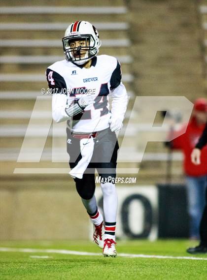 Thumbnail 2 in Wellington vs. Gruver (UIL 2A Regional Playoff) photogallery.