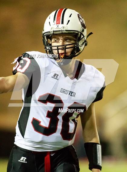 Thumbnail 1 in Wellington vs. Gruver (UIL 2A Regional Playoff) photogallery.