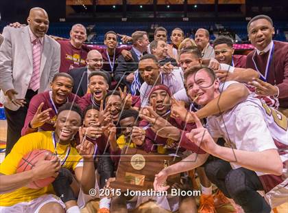 Thumbnail 1 in Valley Regional vs. Sacred Heart (CIAC Class S Final) photogallery.