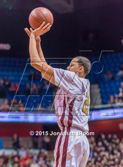 Thumbnail 3 in Valley Regional vs. Sacred Heart (CIAC Class S Final) photogallery.