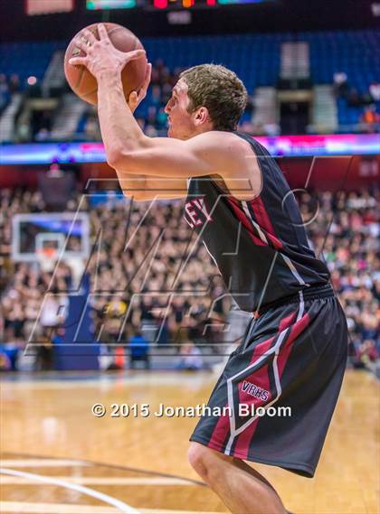 Thumbnail 1 in Valley Regional vs. Sacred Heart (CIAC Class S Final) photogallery.