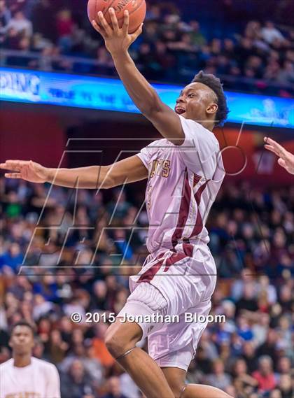 Thumbnail 2 in Valley Regional vs. Sacred Heart (CIAC Class S Final) photogallery.